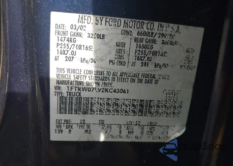 2002 Ford F-150 Lariat/Xlt z USA, uszkodzony, nr VIN 1FTRW07L92KC43061